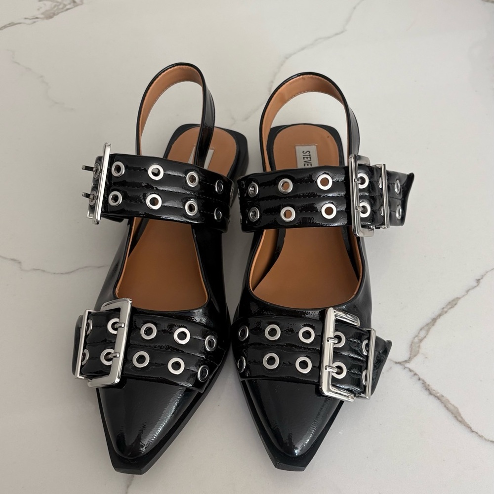 Steve Madden Black Patent Pointed Slingback Flats with Buckle Detail